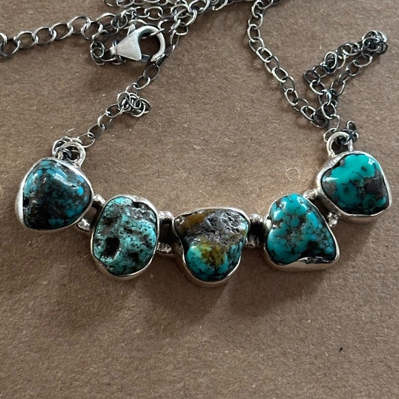 Turquoise rough chunk 5 stone southwestern sterling silver necklace - Picture 11 of 14